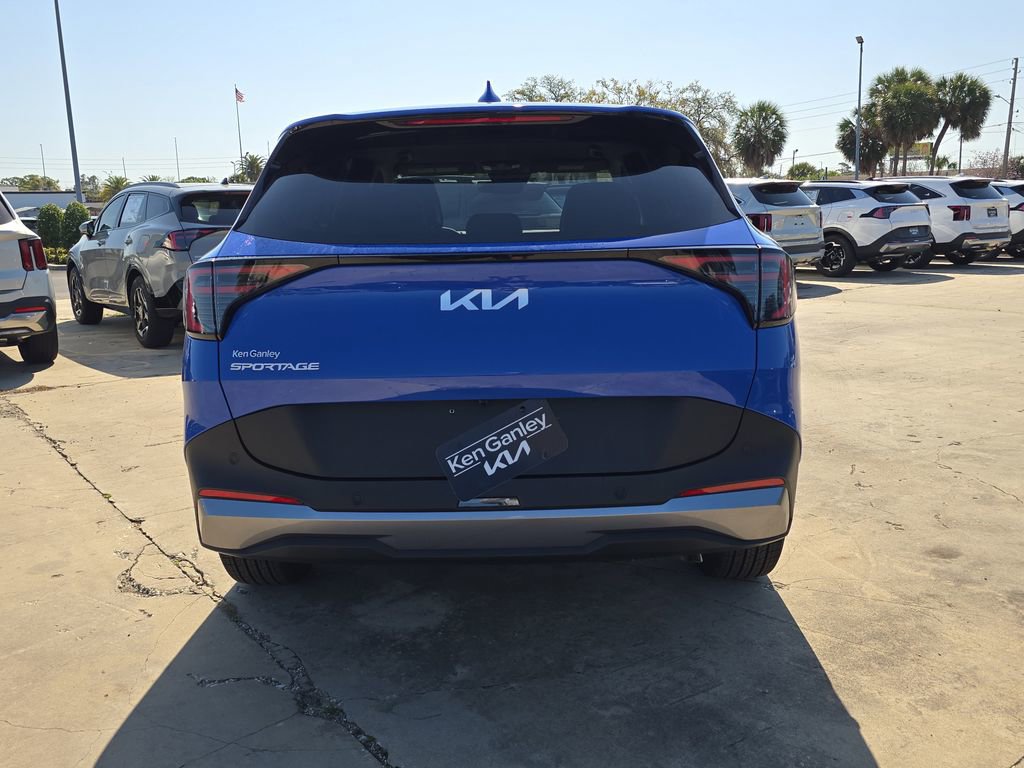 New 2026 Kia Sportage EX image 7