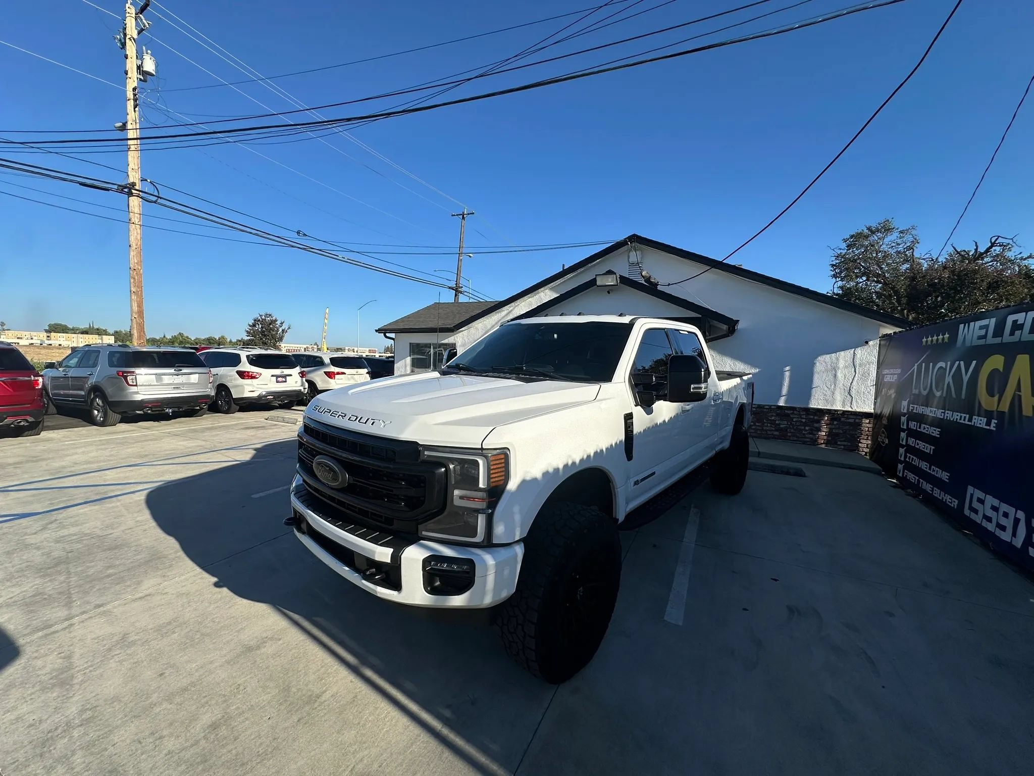 Used 2022 Ford F250 Lariat w/ Black Appearance Package AWD/4WD image 13