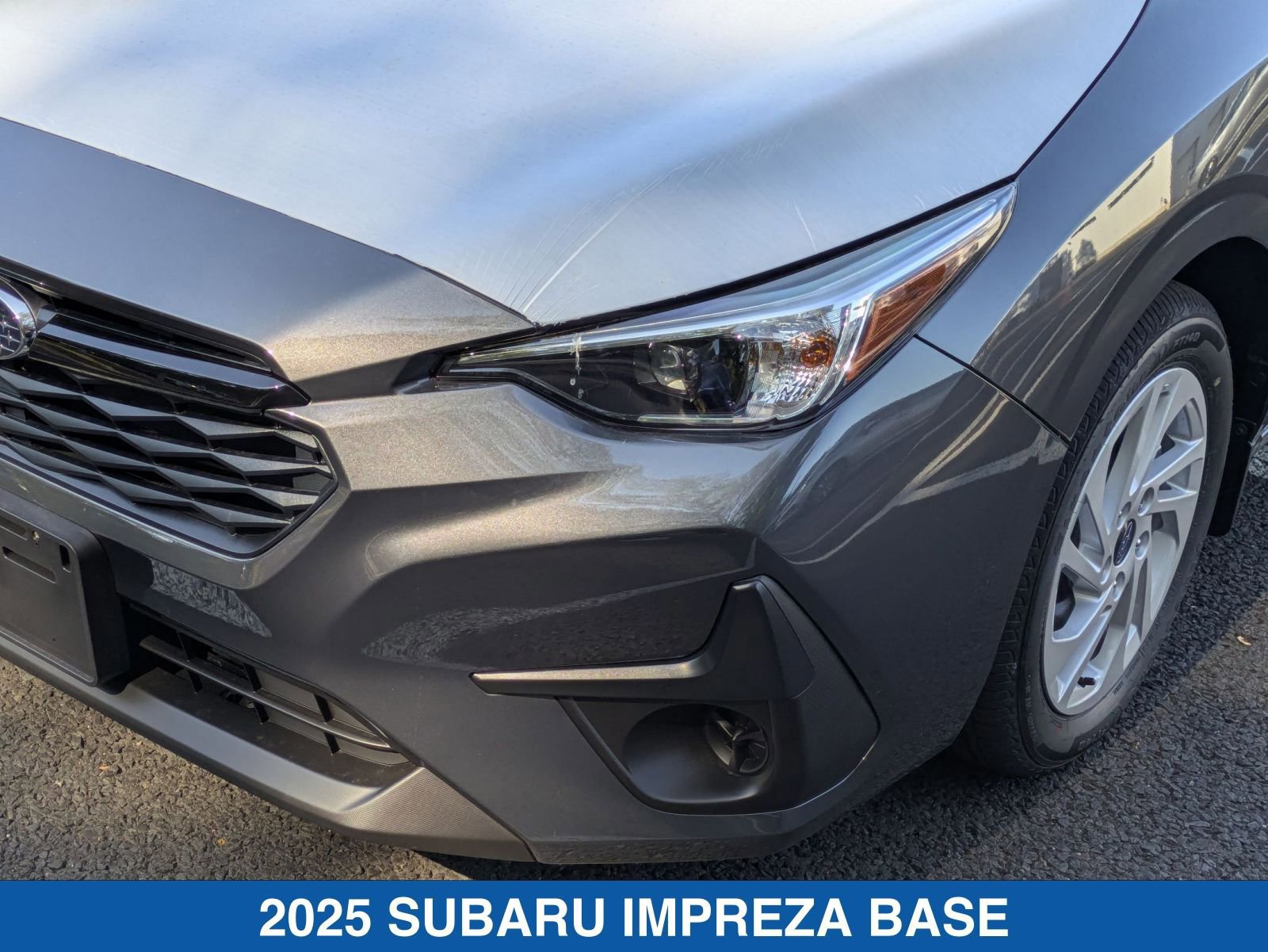 Certified 2025 Subaru Impreza 2.0i image 10