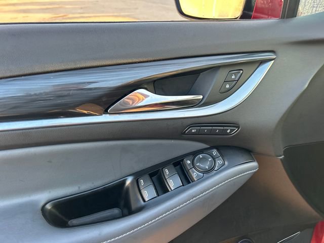 Used 2024 Buick Enclave Premium image 29