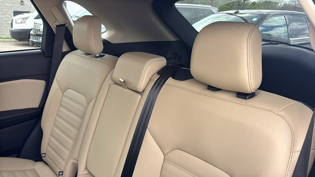 Used 2021 Ford Edge SEL w/ Convenience Package image 25