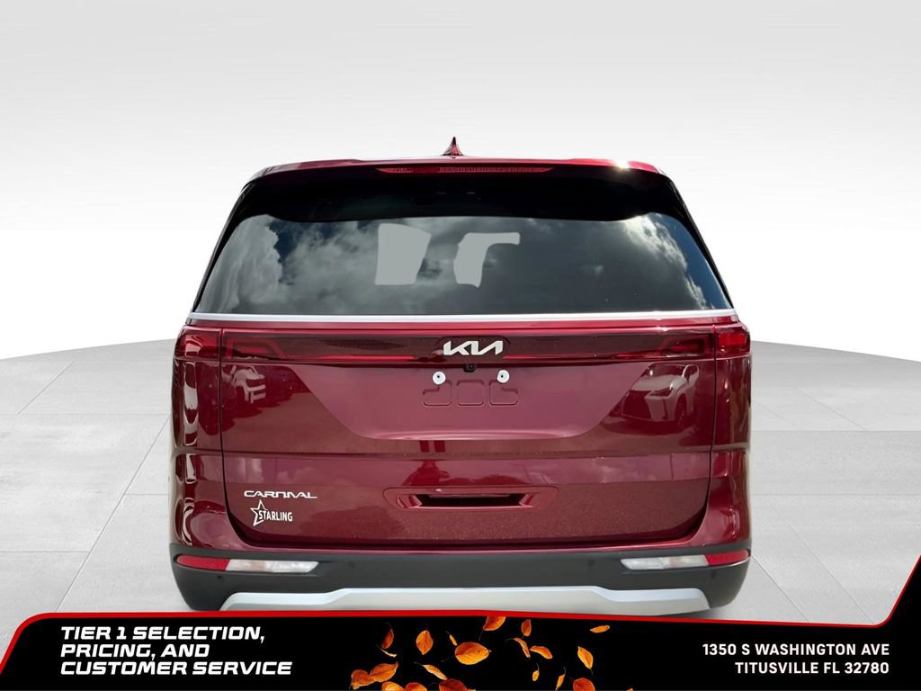 Used 2024 Kia Carnival EX FWD image 6