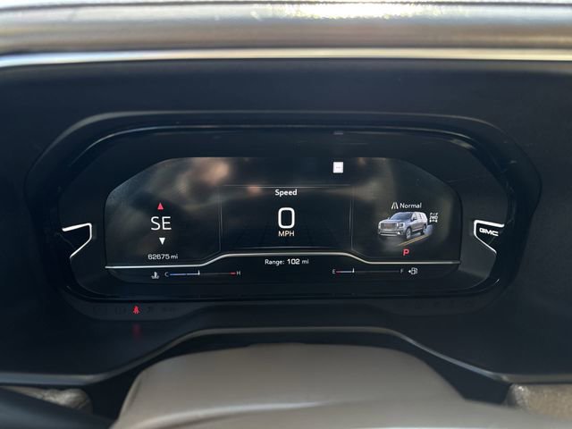 Used 2023 GMC Yukon XL Denali image 11