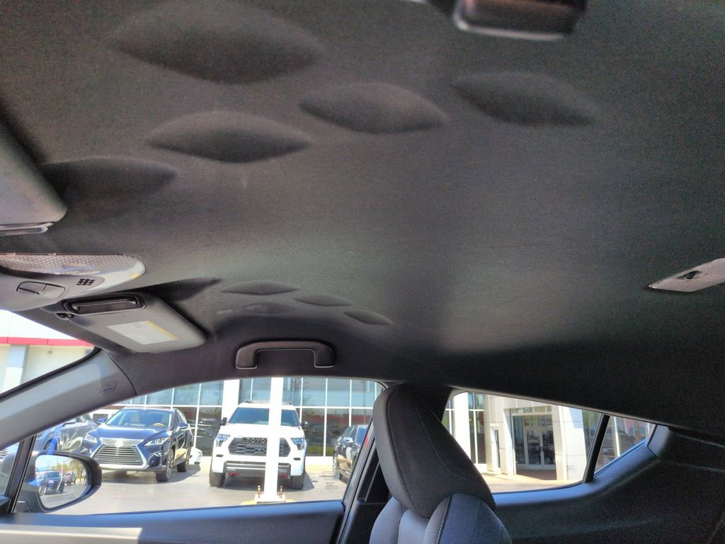 Certified 2022 Toyota C-HR XLE image 21