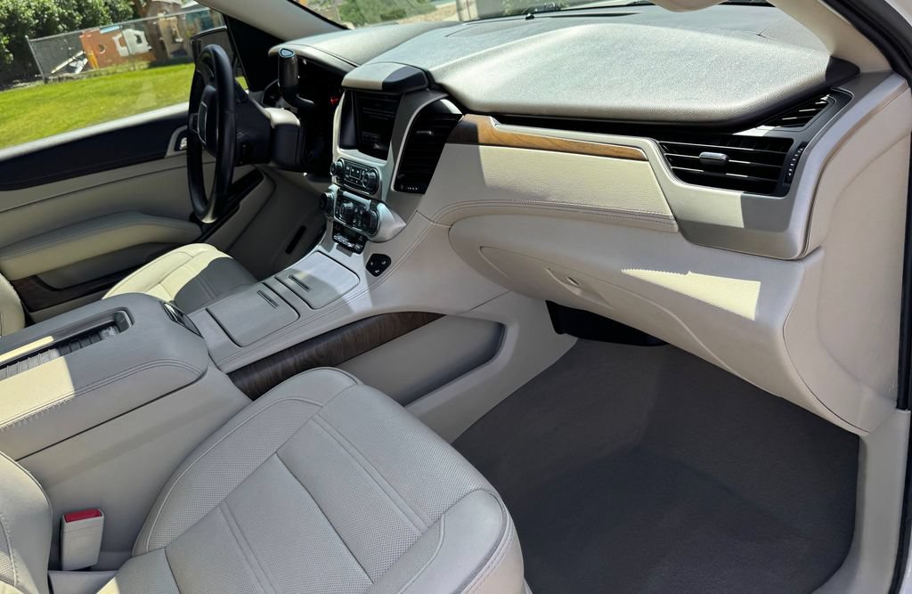 Used 2019 GMC Yukon Denali w/ Denali Ultimate Package AWD/4WD image 32