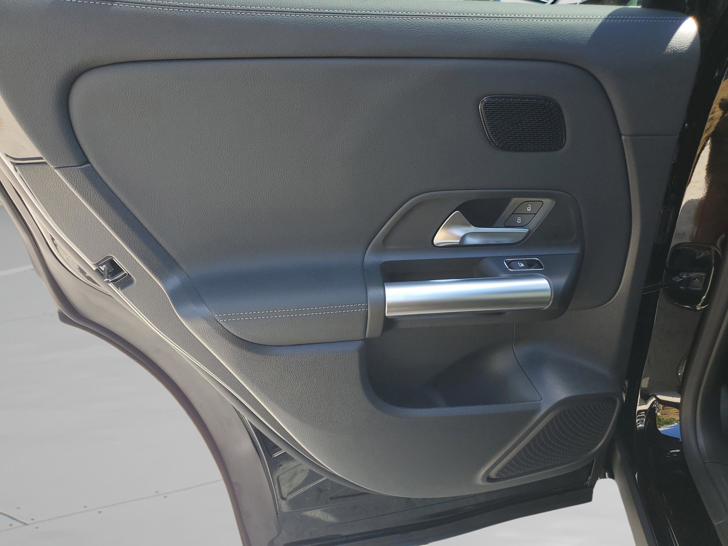 Used 2026 Mercedes-Benz GLA 250 image 9