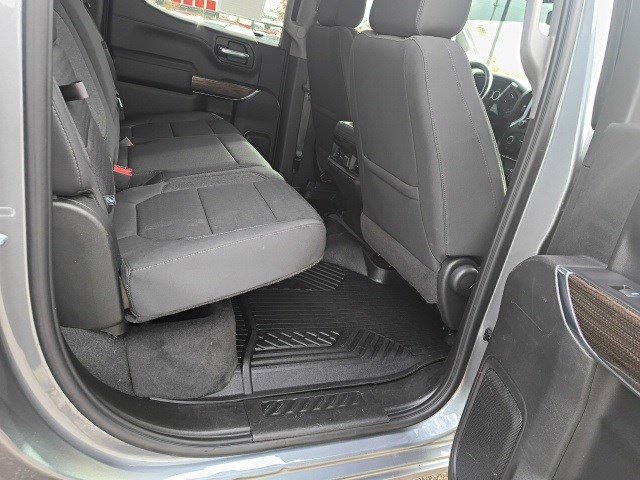 Used 2021 Chevrolet Silverado 1500 LT Trail Boss w/ Convenience Package II image 17