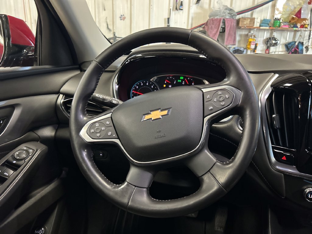 Used 2020 Chevrolet Traverse LT w/ Driver Confidence II Package AWD/4WD image 20