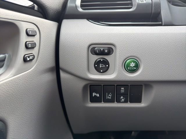 Used 2017 Honda Pilot Elite image 24