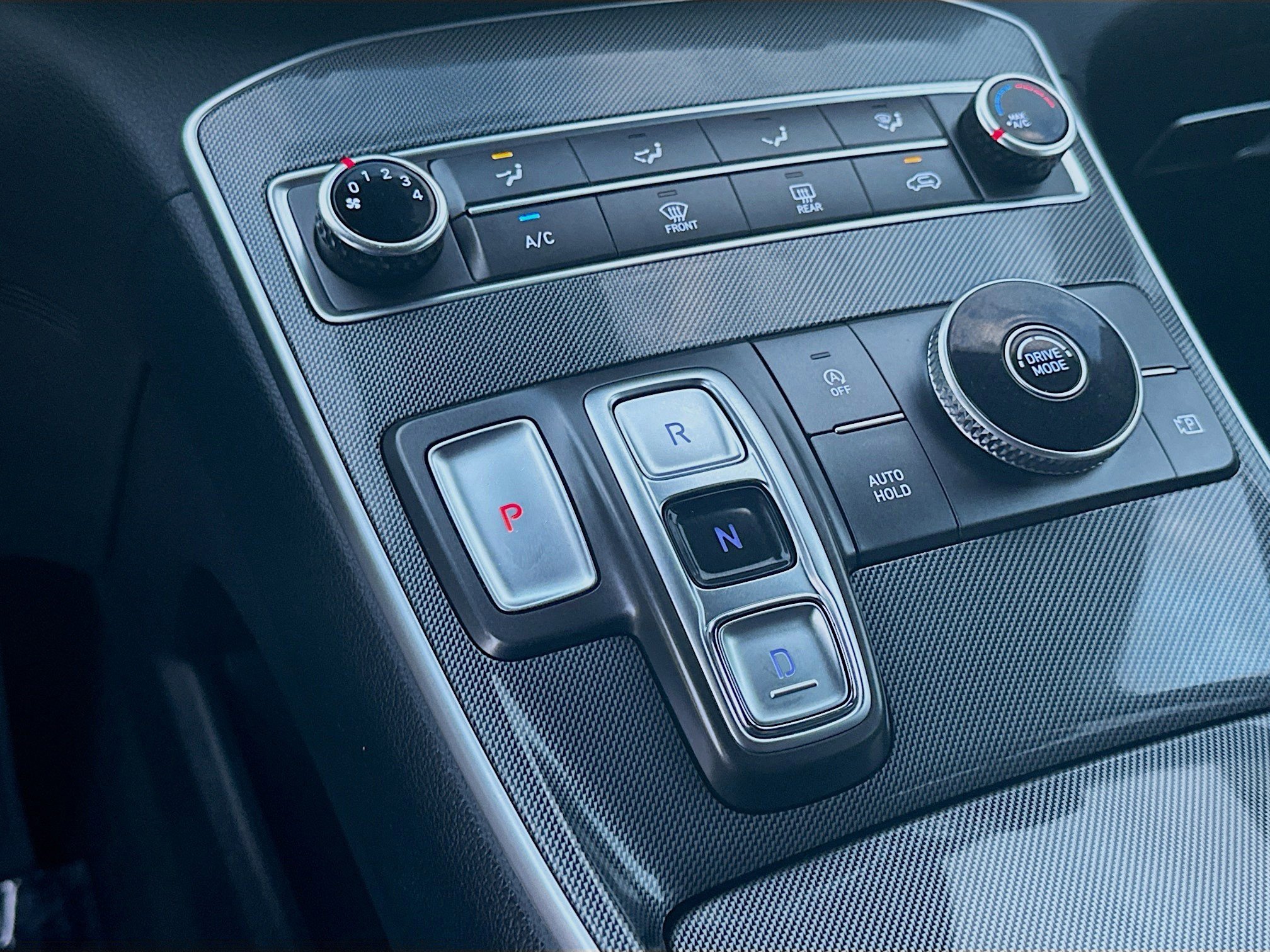 Used 2023 Hyundai Santa Fe SE image 13