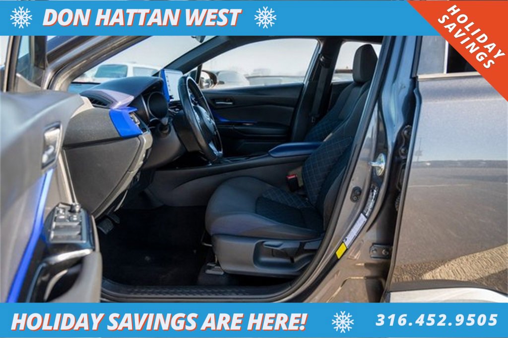 Used 2021 Toyota C-HR XLE image 5