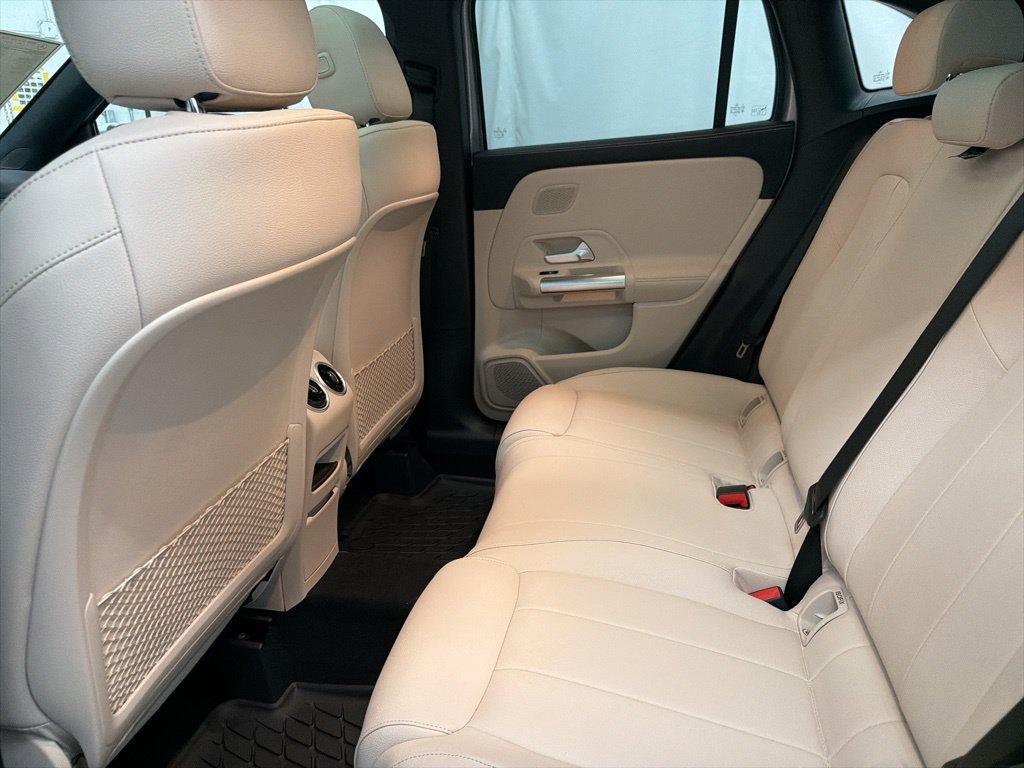 Used 2026 Mercedes-Benz GLA 250 image 19