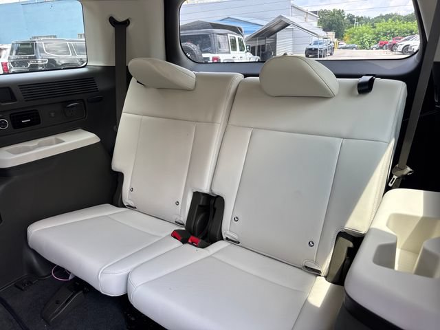 Used 2025 Hyundai Santa Fe Calligraphy AWD/4WD image 12