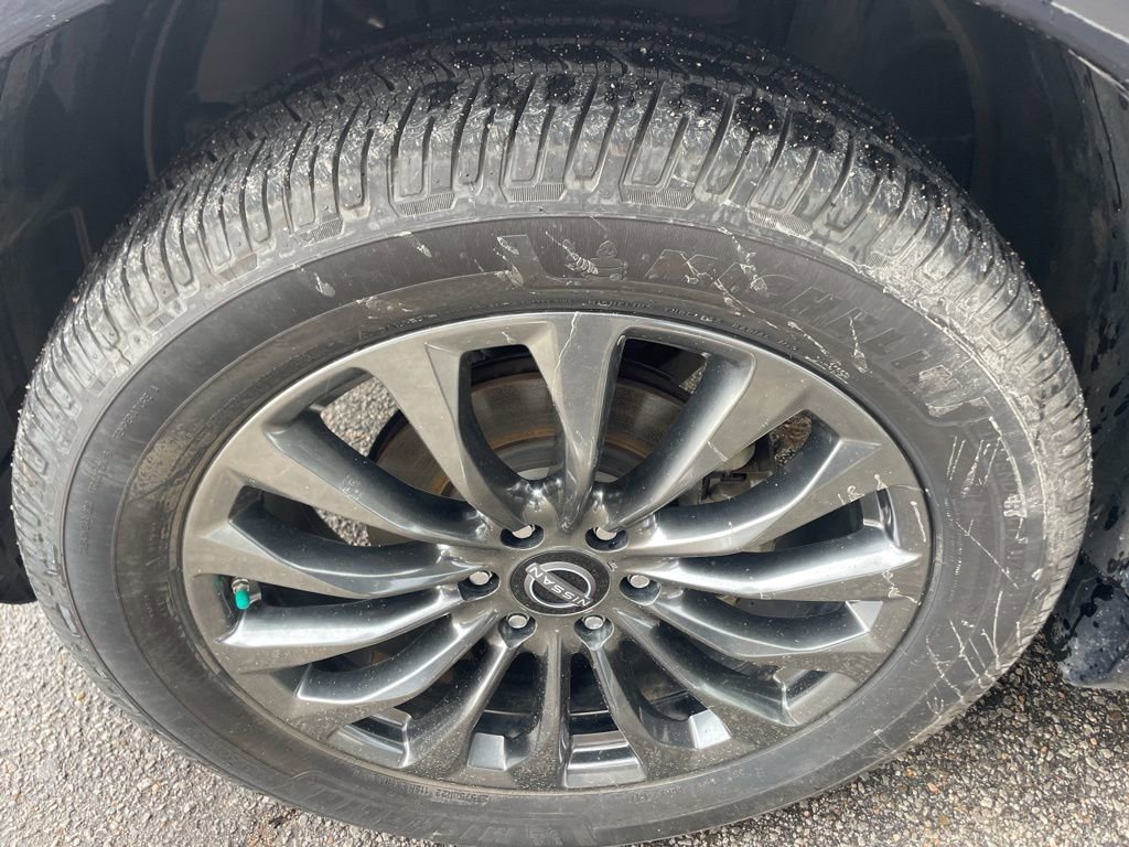 Used 2021 Nissan Armada Platinum w/ Captain's Chairs Package image 12