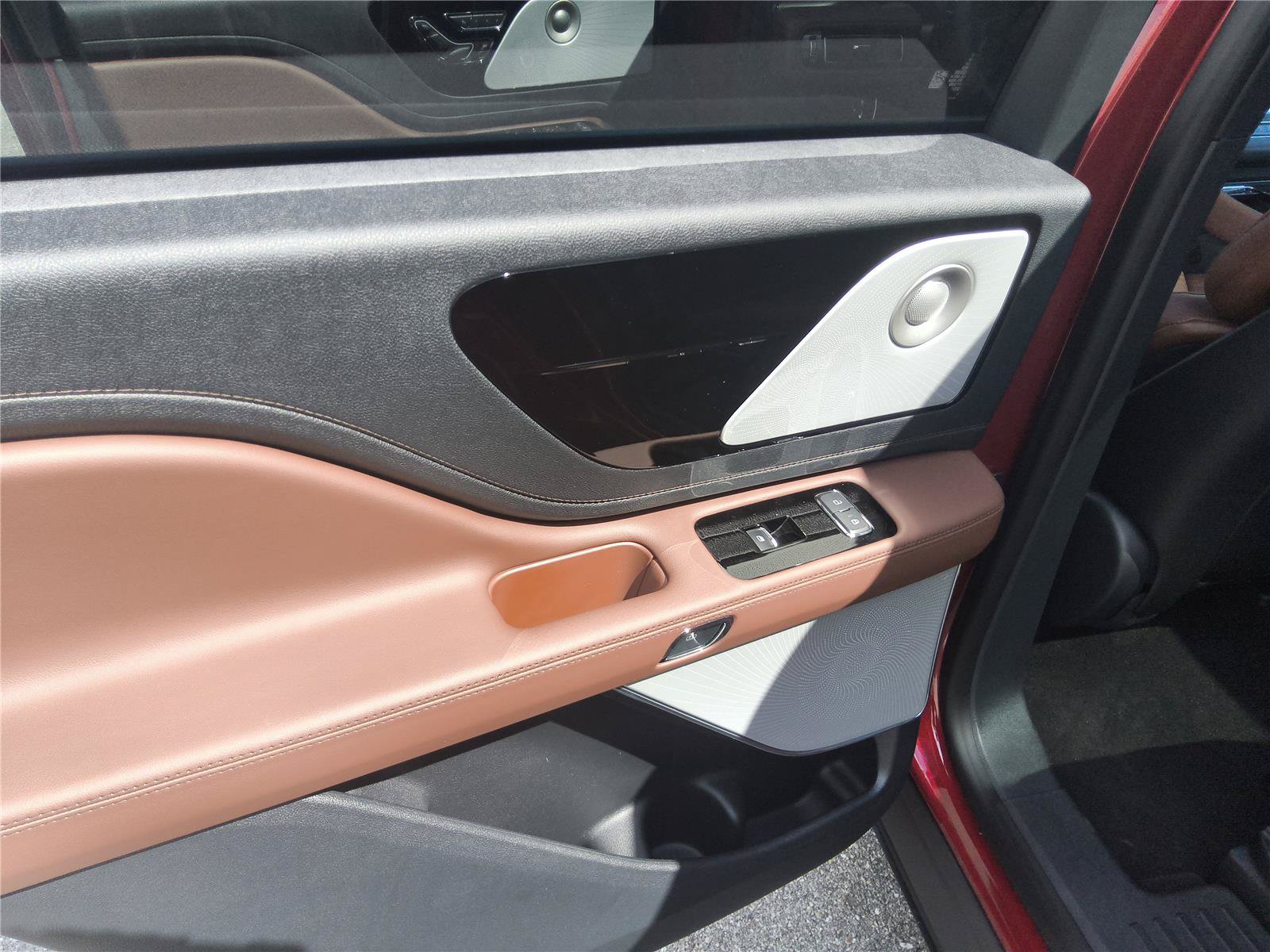 New 2027 Lincoln Aviator Reserve AWD/4WD image 17