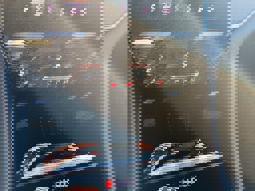 New 2025 Jeep Grand Cherokee Altitude image 17