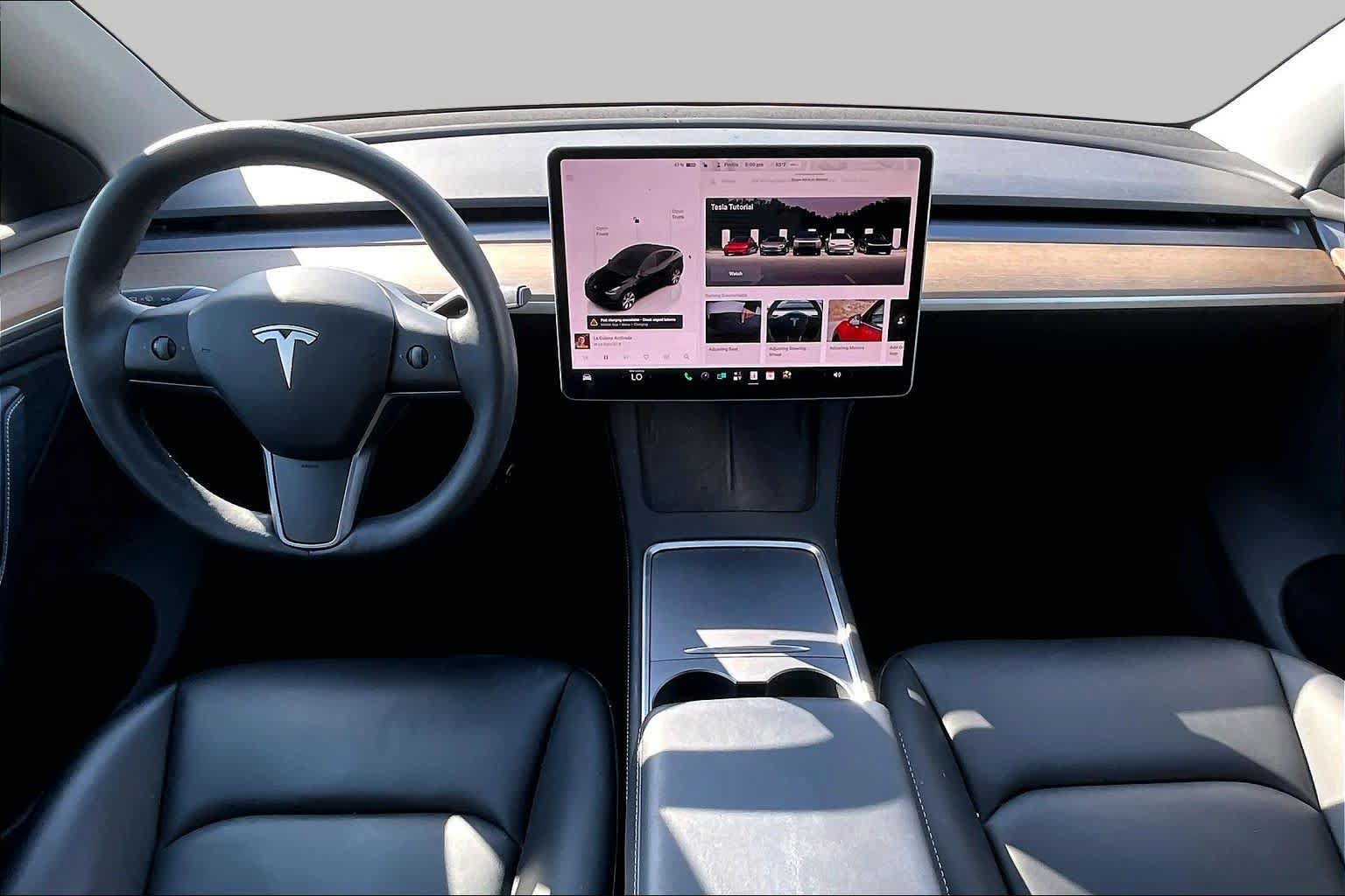 Used 2023 Tesla Model Y AWD image 15