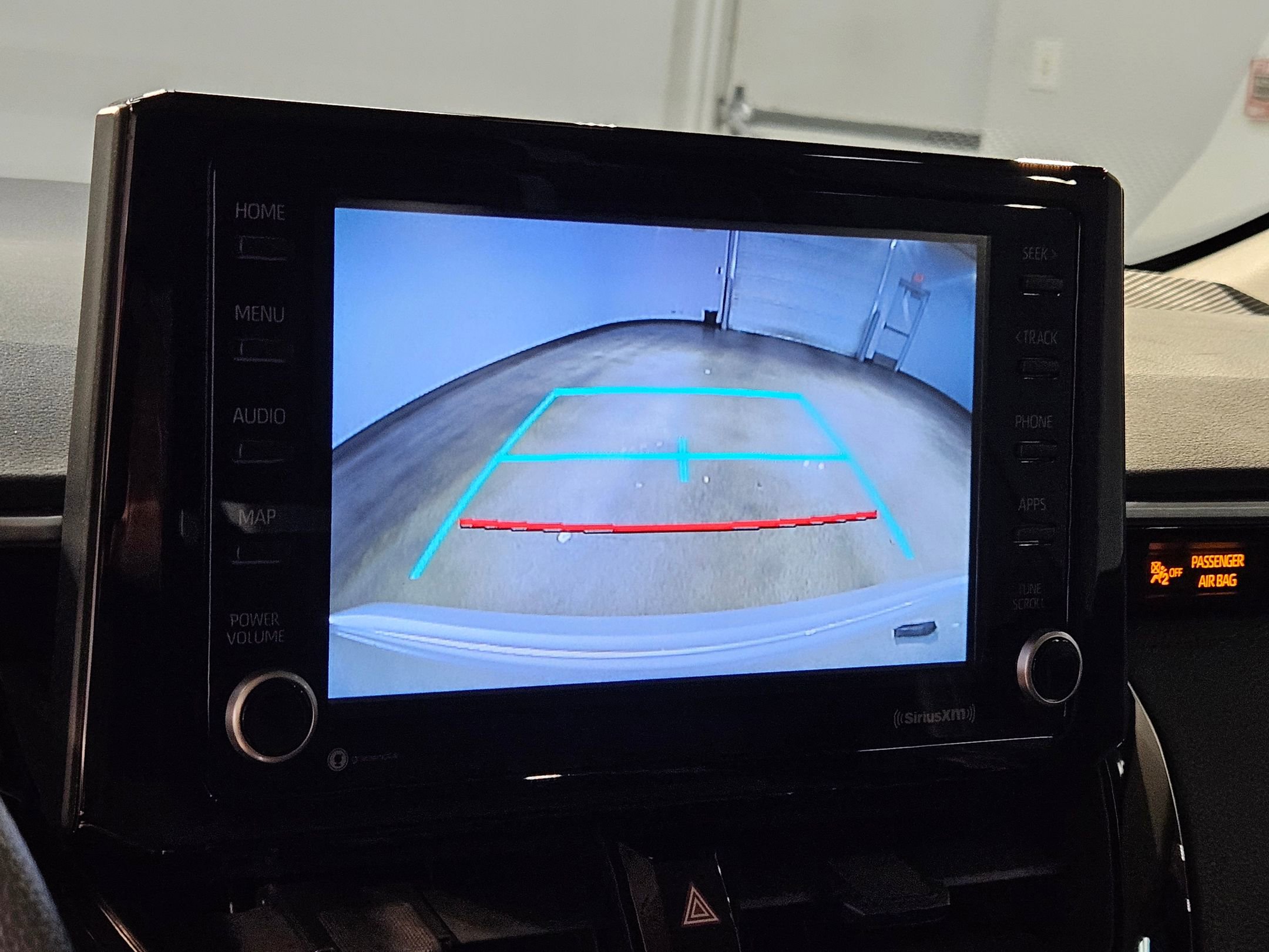 Used 2022 Toyota Corolla LE image 28