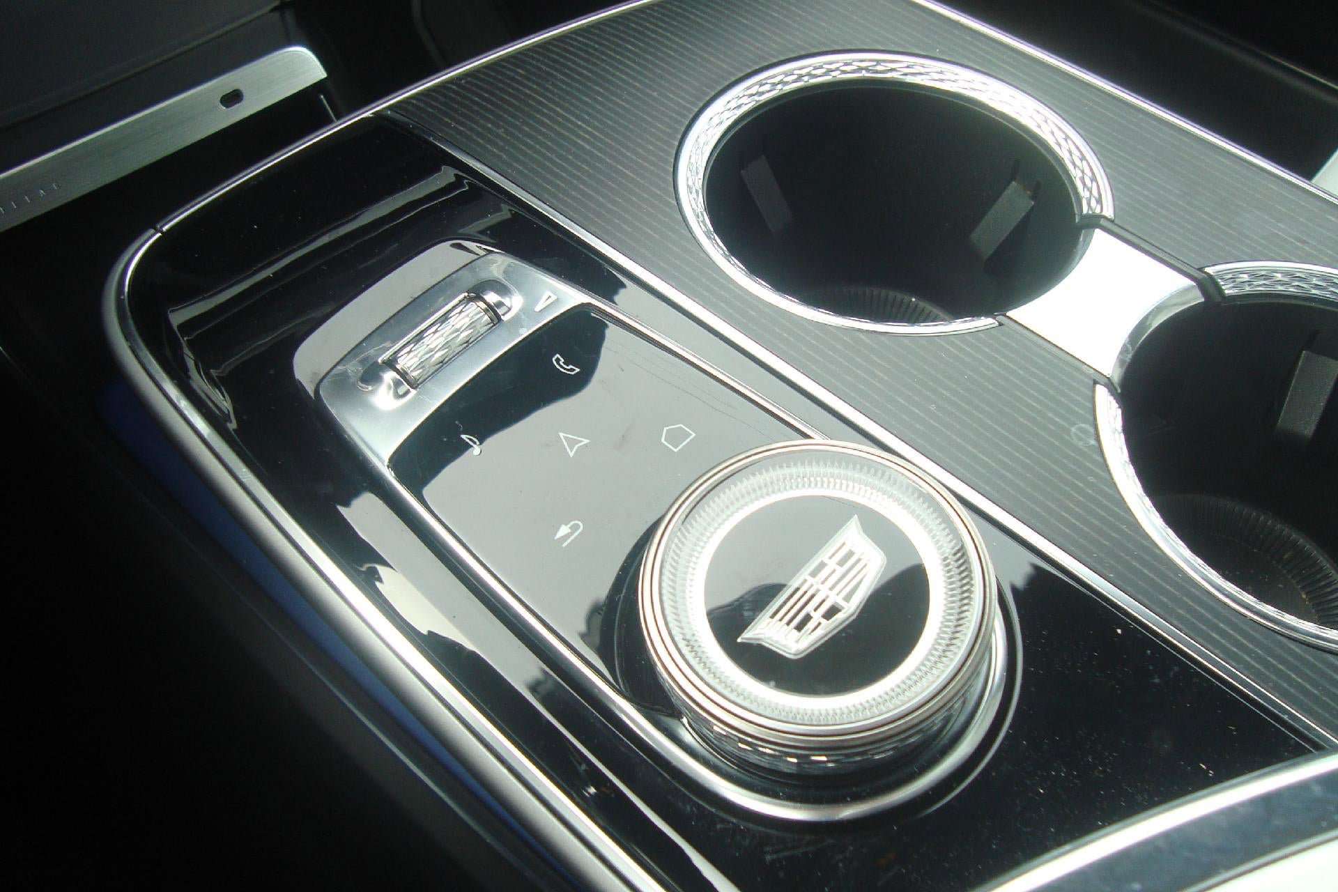 Used 2024 Cadillac Lyriq Luxury image 15