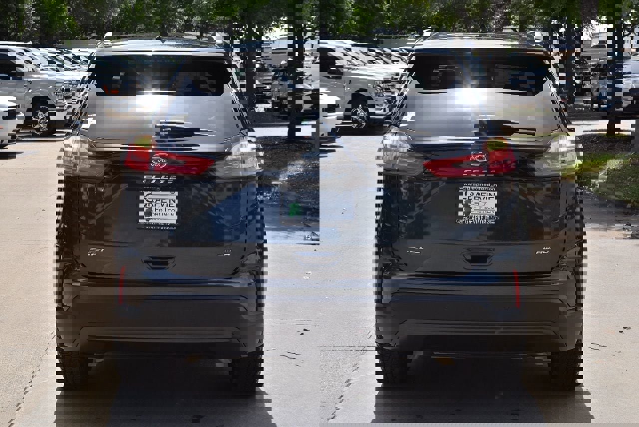 Certified 2022 Ford Edge SEL w/ Sport Appearance Package image 9