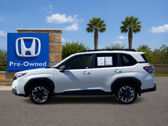 Used 2025 Subaru Forester Premium w/ Convenience Package #2 AWD/4WD image 3