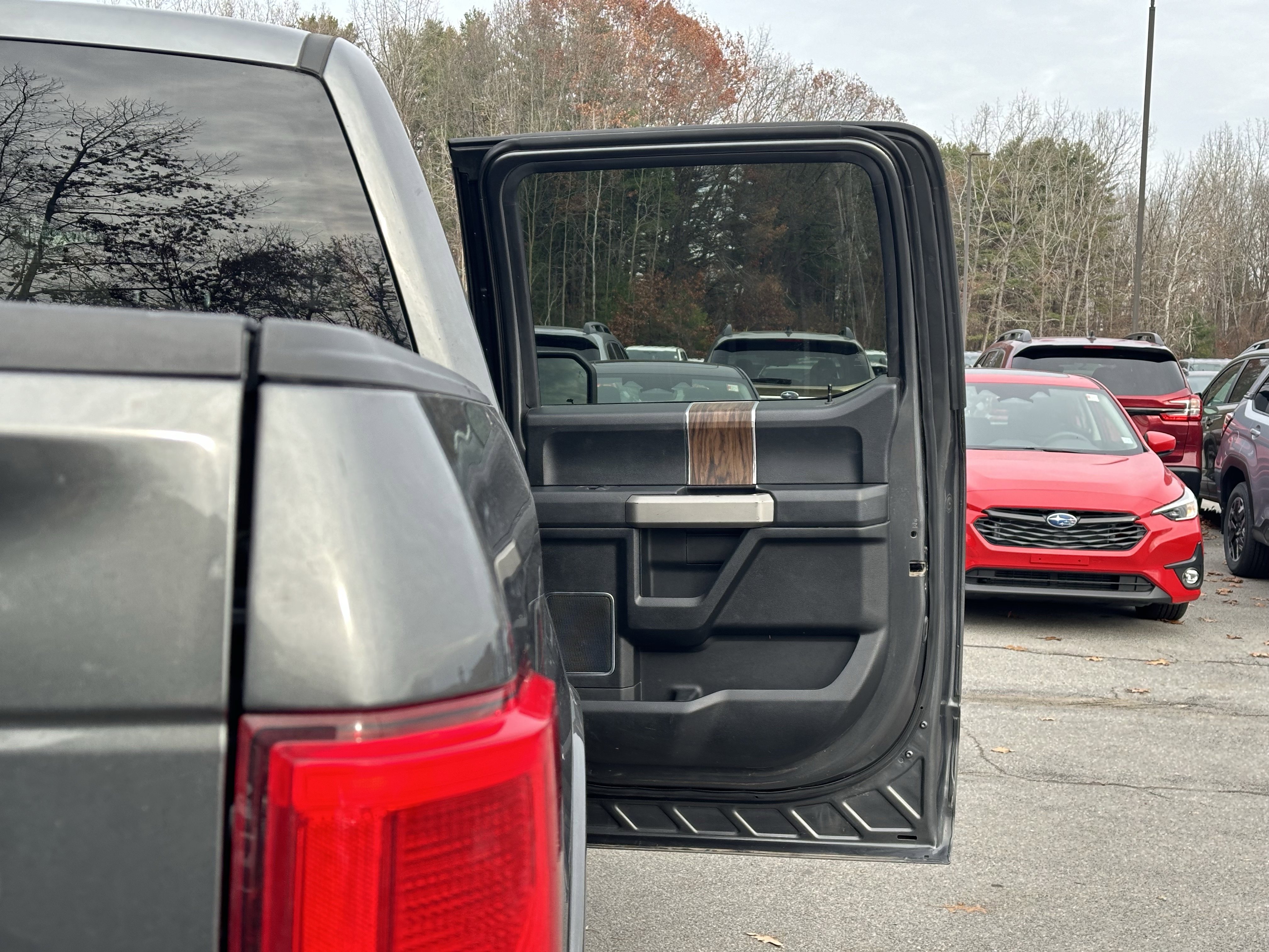 Used 2020 Ford F150 Lariat w/ Trailer Tow Package image 35