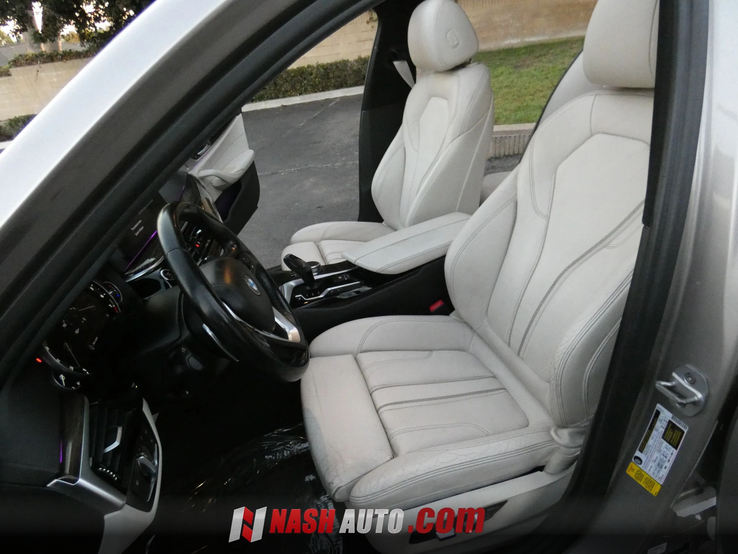 Used 2018 BMW 540i RWD image 46