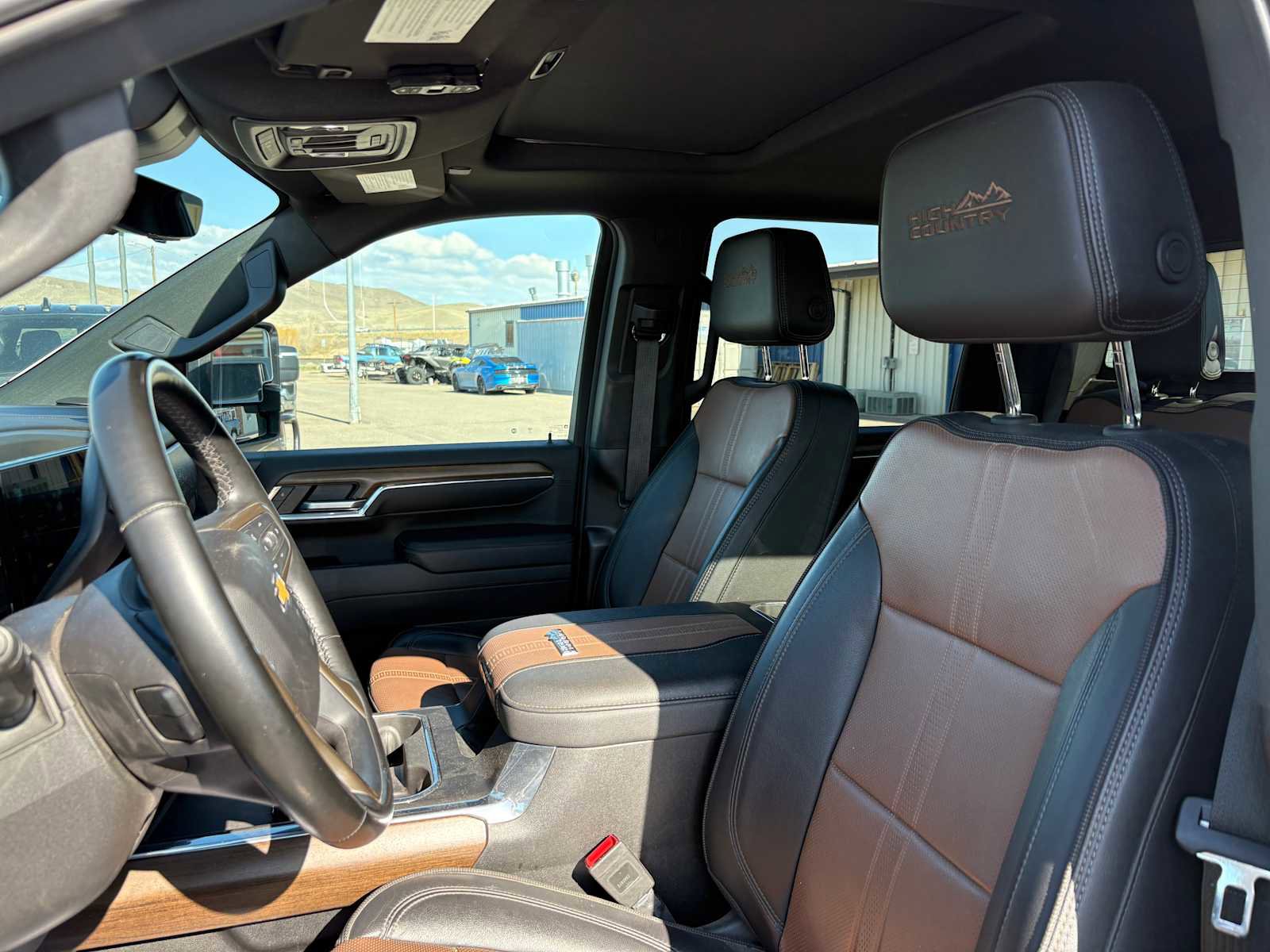 Used 2024 Chevrolet Silverado 3500 High Country w/ Technology Package AWD/4WD image 21