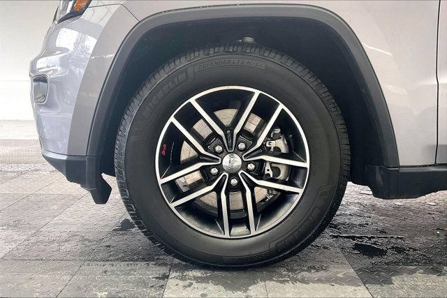 Used 2018 Jeep Grand Cherokee Trailhawk w/ Trailhawk Luxury Group AWD/4WD image 8