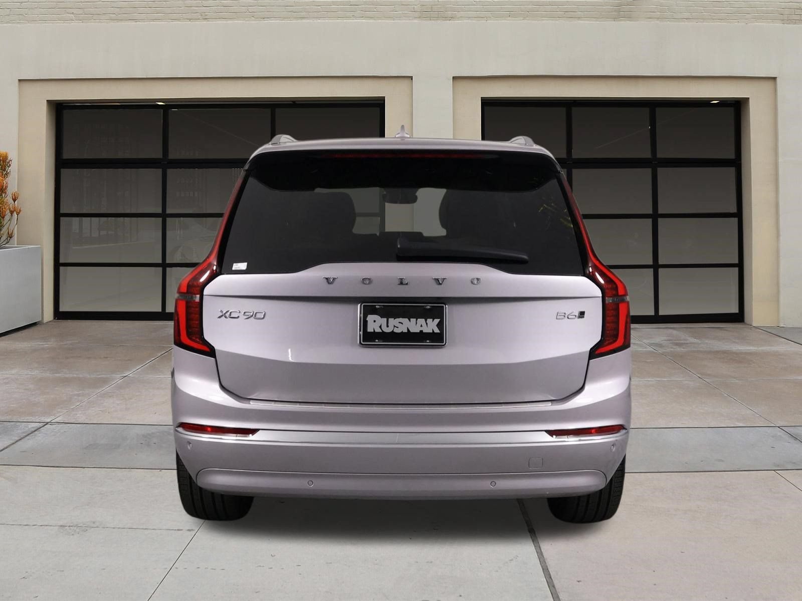 Certified 2026 Volvo XC90 B6 Plus w/ Protection Package Premier AWD/4WD image 5
