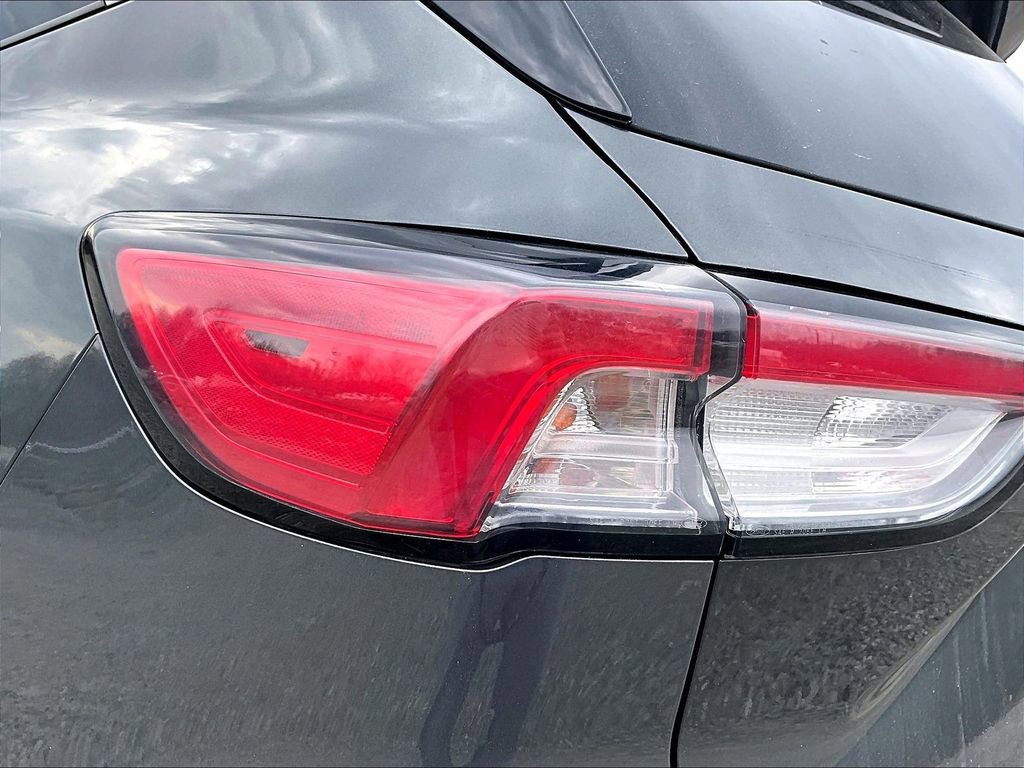 Used 2020 Ford Escape SEL image 24