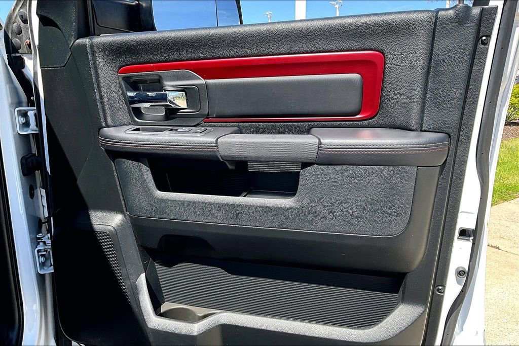 Used 2017 RAM 1500 Rebel AWD/4WD image 23
