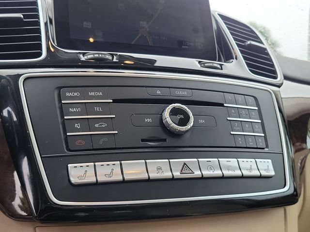 Used 2018 Mercedes-Benz GLS 550 4MATIC image 30