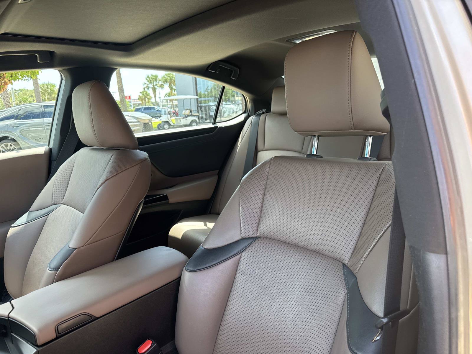 Used 2023 Lexus ES 350 w/ Premium Package FWD image 14