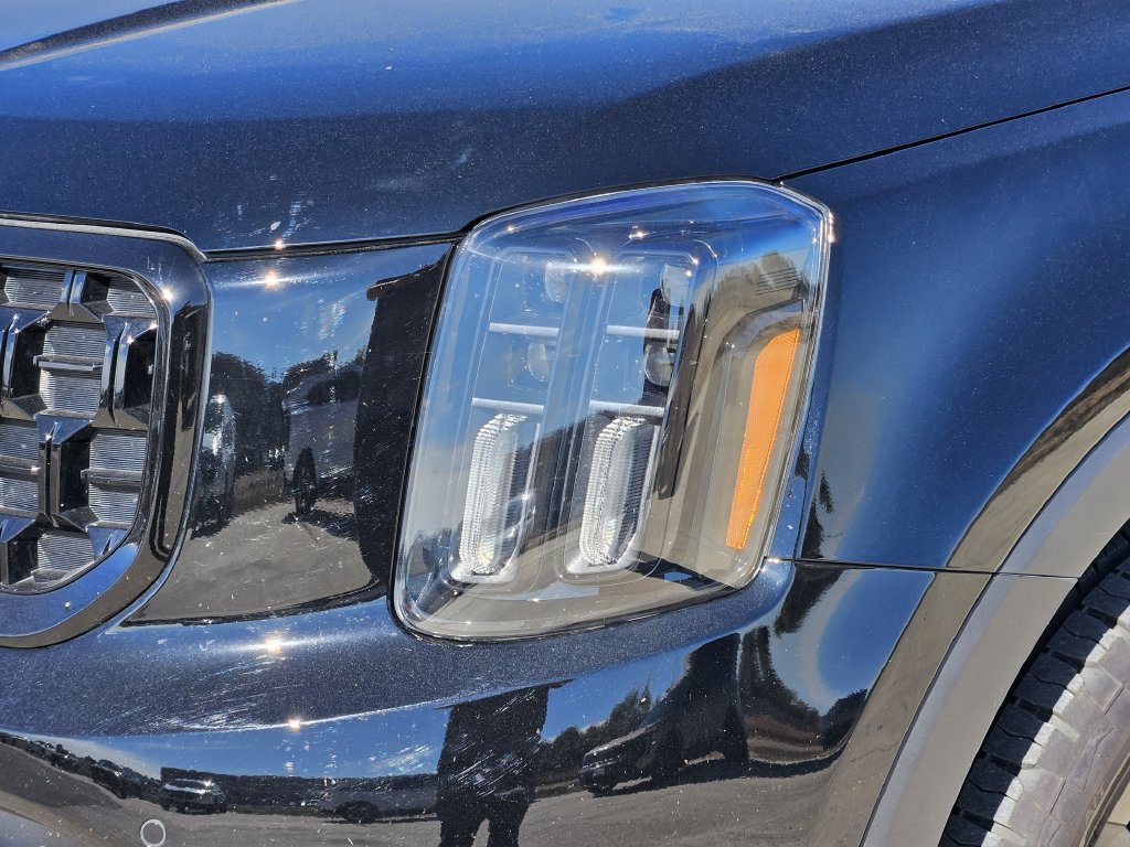 Certified 2025 Kia Telluride SX Prestige X-Pro AWD/4WD image 11