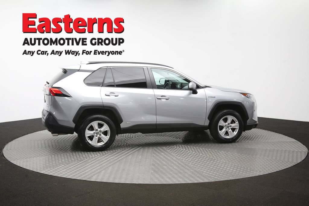 Used 2021 Toyota RAV4 XLE w/ XLE Grade Weather Package AWD/4WD image 46