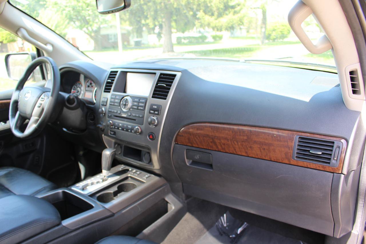 Used 2013 Nissan Armada Platinum AWD/4WD image 44