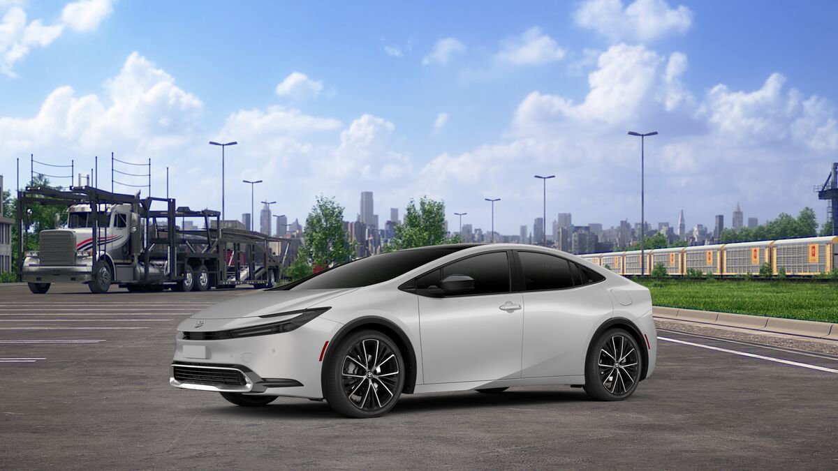 New 2026 Toyota Prius XLE image 2