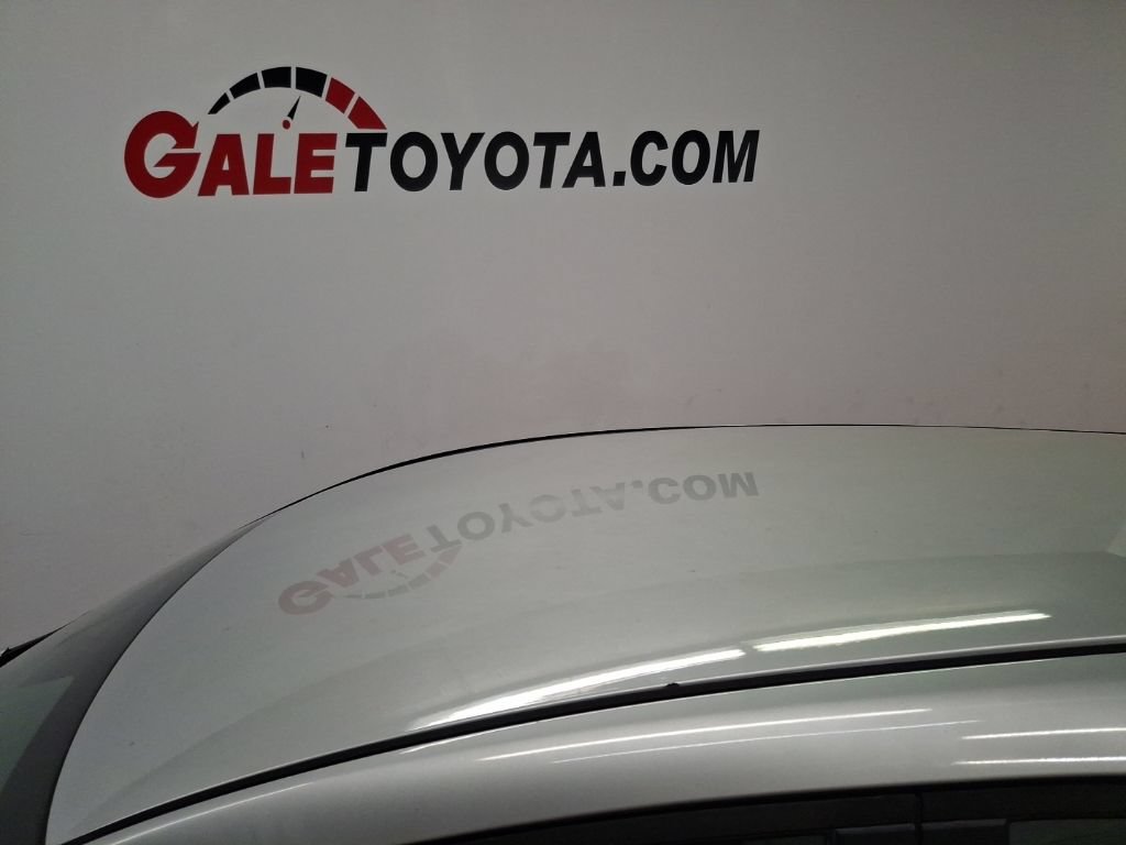 Used 2015 Nissan Leaf S w/ Charge Package FWD image 8