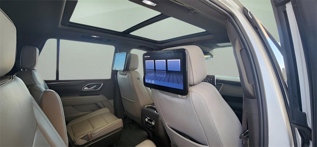 Used 2023 GMC Yukon SLT image 23
