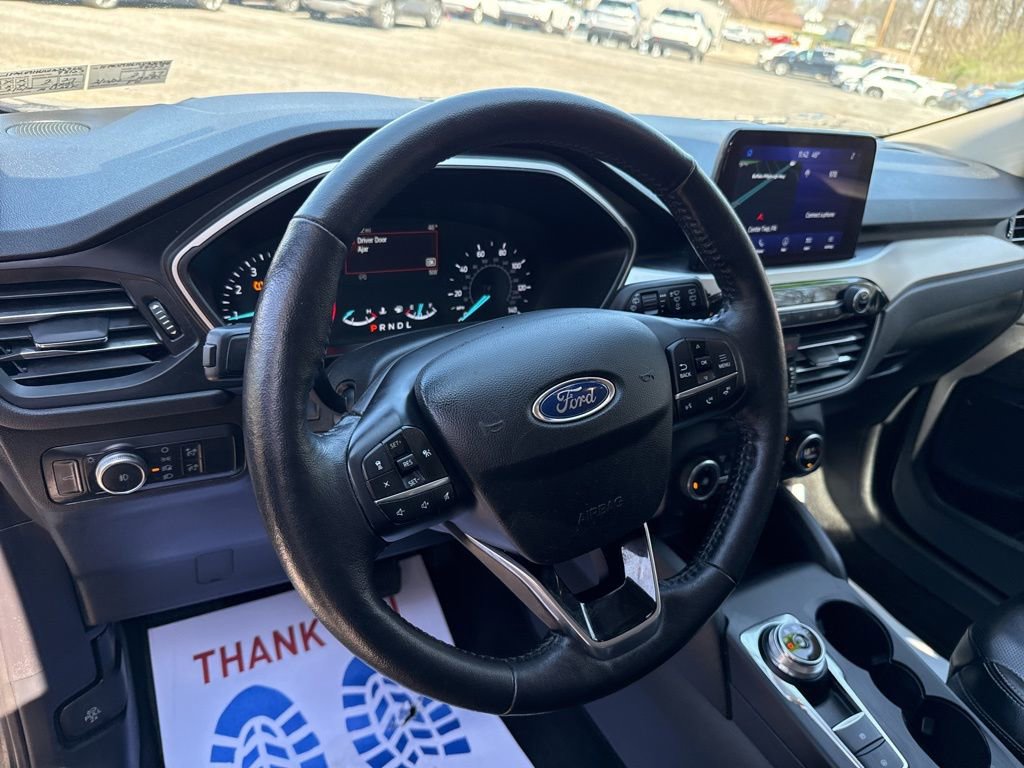 Used 2020 Ford Escape SEL image 16