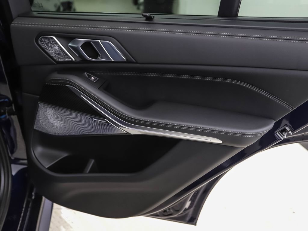 New 2026 BMW X5 M60i image 24