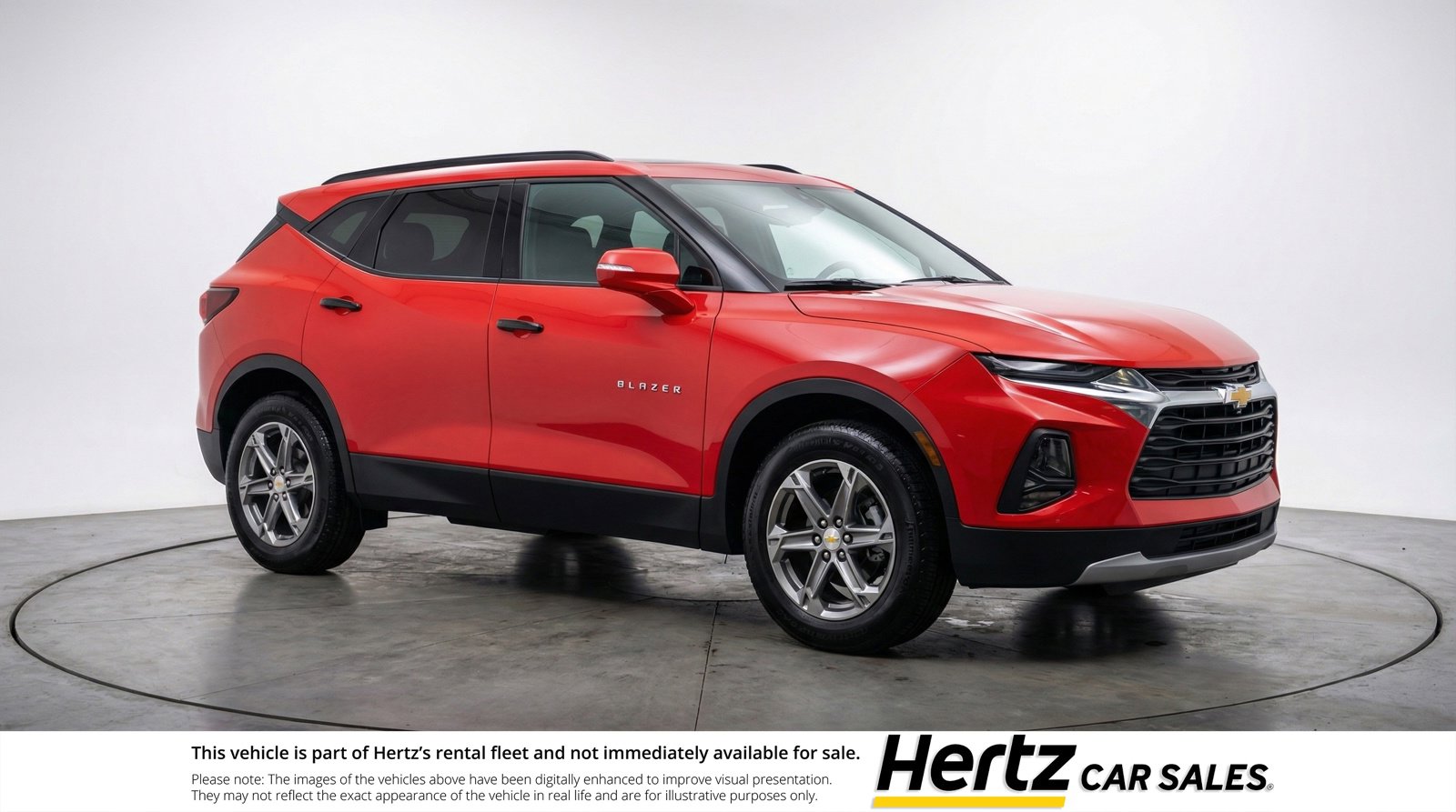 Used 2025 Chevrolet Blazer LT image 1