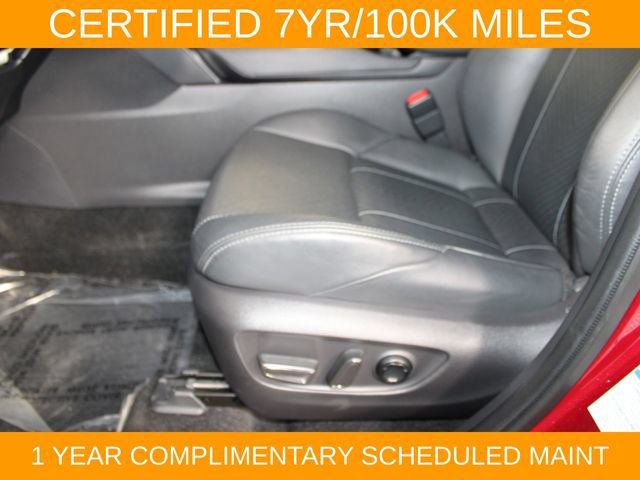 Used 2021 Toyota Venza XLE w/ Softex Package AWD/4WD image 18