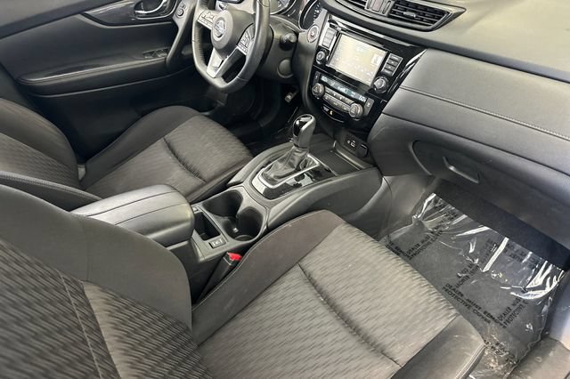 Used 2020 Nissan Rogue SV AWD/4WD image 18
