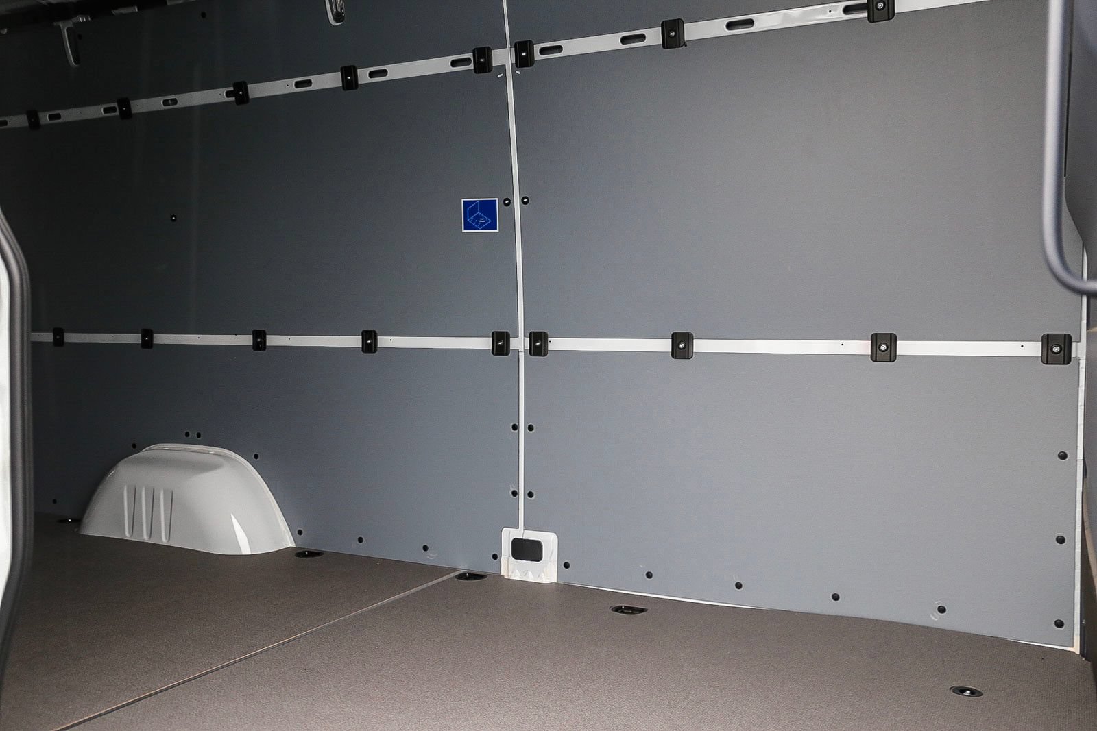 New 2024 Mercedes-Benz eSprinter 170 Cargo image 16