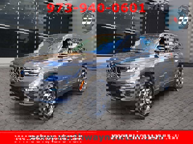 Used 2023 Jeep Grand Cherokee 4WD 4xe