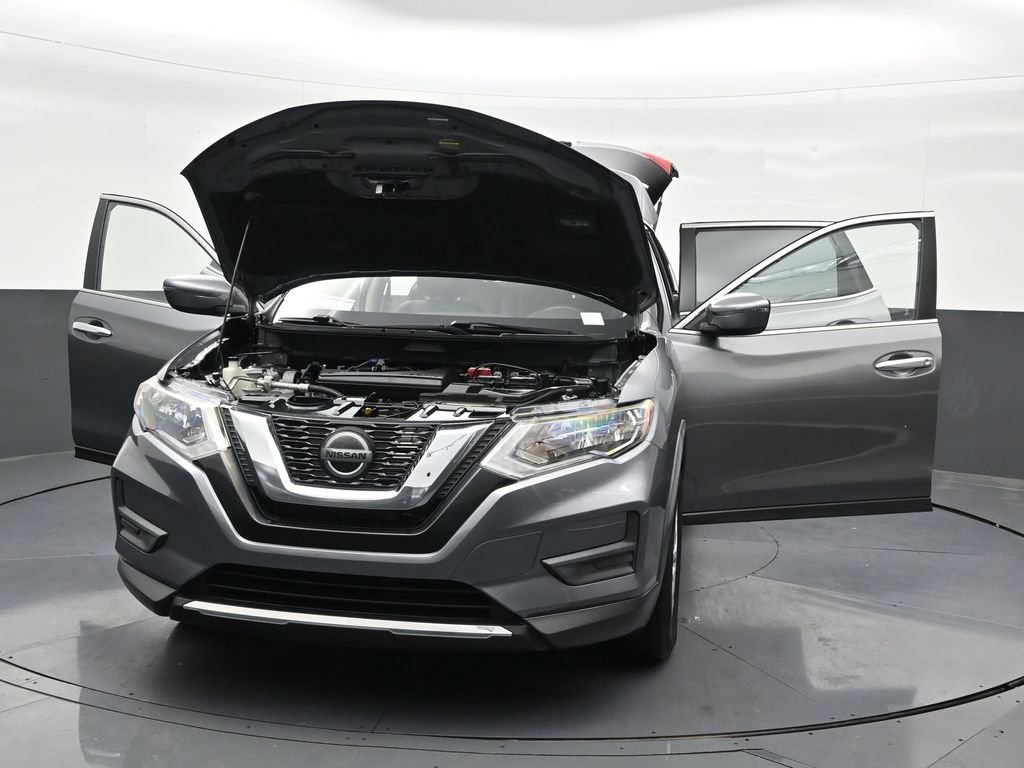 Used 2020 Nissan Rogue S w/ Special Edition Package FWD image 38