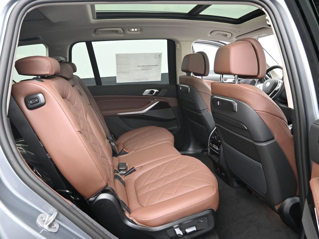 New 2026 BMW X7 xDrive40i image 25