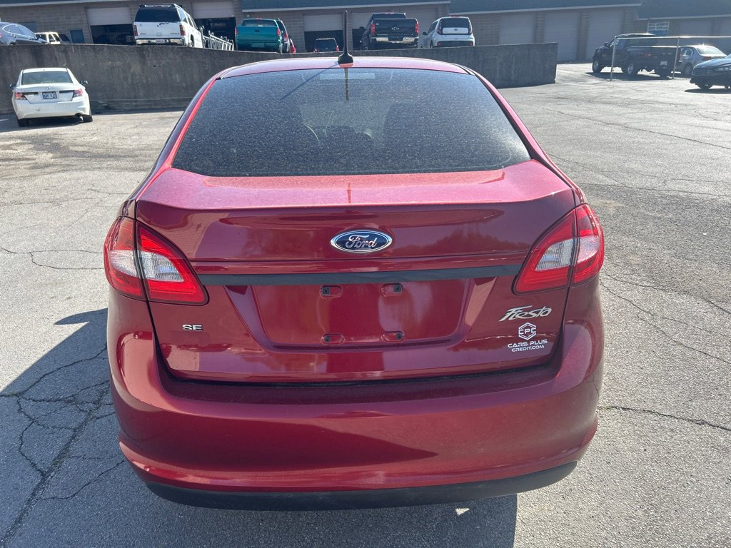 Used 2013 Ford Fiesta SE FWD image 7